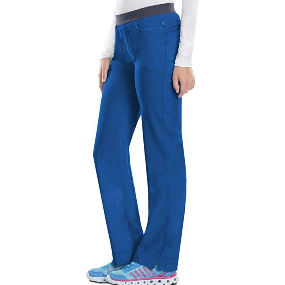 NWT Cherokee infinity scrub pants